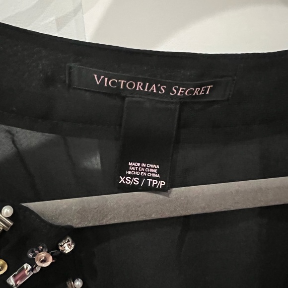 Victorias Secret sheer beach cover up - Picture 2 of 2